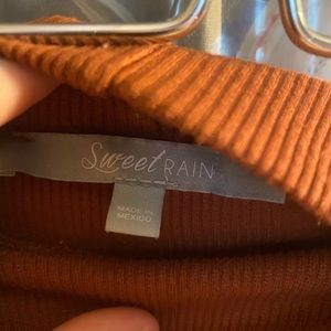 Sweet rain turtleneck sweater
